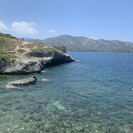 بيت للعطل T3 Climatise Avec Piscine Entre Mer&montagne *